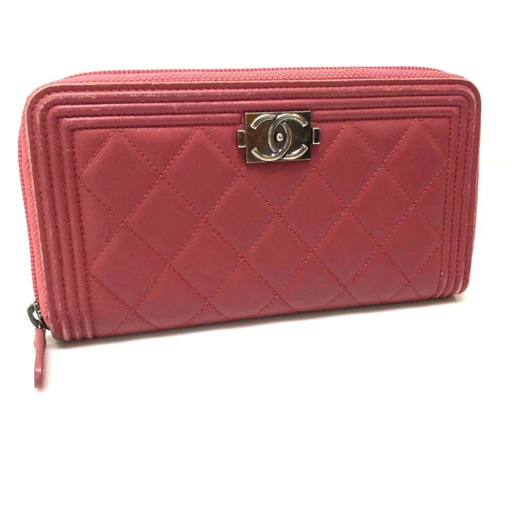 CHANEL Authentic Pink Wallet - Picture 7 of 10